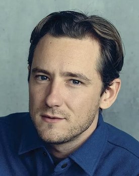Lewis Pullman