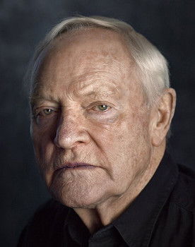 Julian Glover