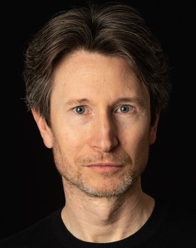 Jonathan Aris